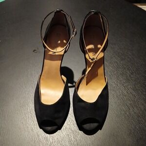Cosmopolitan Stiletto Size 10 M‎ Ankle Strap Faux Suede And Patent High Heels